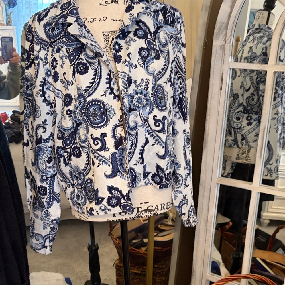 Jones New York Blue and White Paisley Blazer